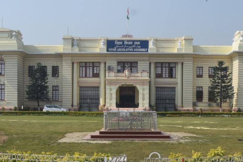 राजनीतिक हलचल तेज, 1 दिसंबर से विधानसभा सत्र और 2 को स्पीकर का चुनाव