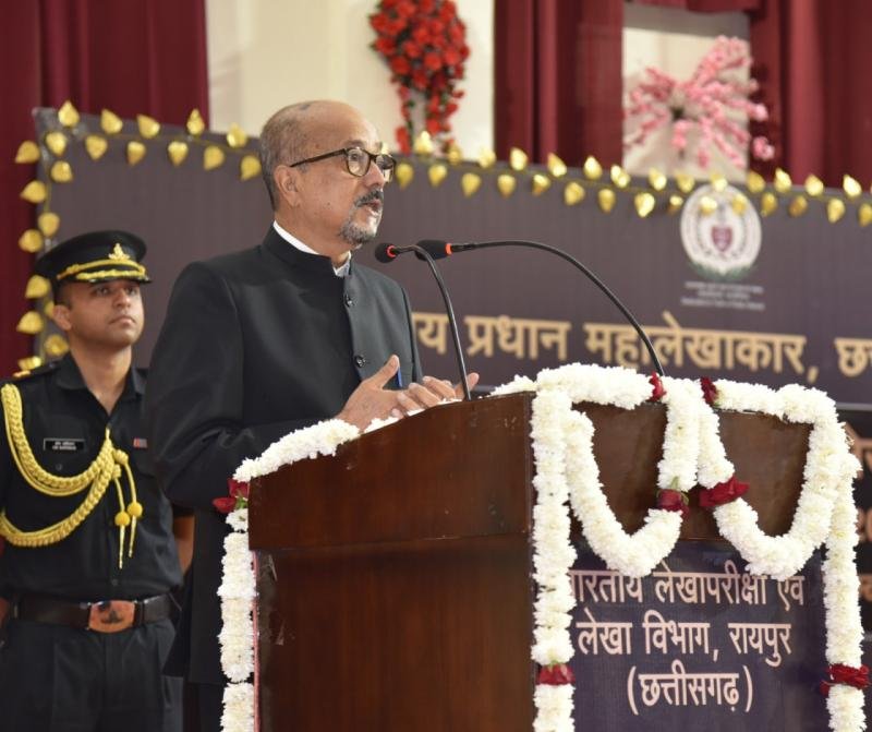 लोकतांत्रिक ढांचे में कैग की सर्वाेच्च भूमिका -रमेन डेका